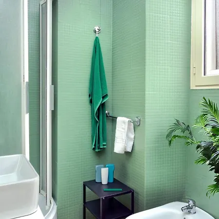 Piazza Bologna Comfort Pensión 4*